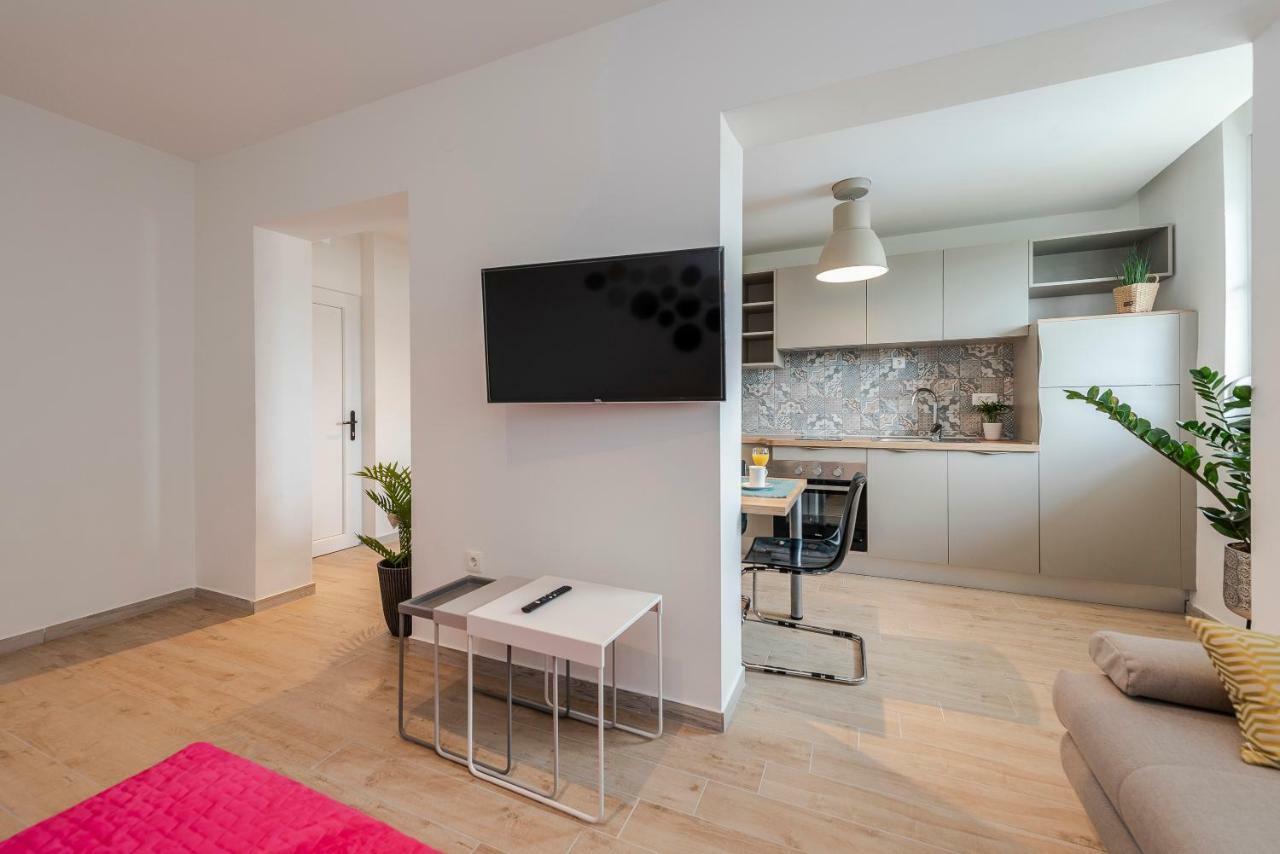 Apartamento Seven Apartman Zadar Exterior foto